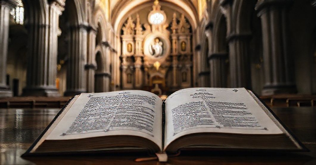 Cathedral of Valencia - A Symbol of Traditional Marian Devotion A historic cathedral in Venezuela dedicated to Our Lady of Help, with a focus on traditional Catholic piety and Marian devotion.